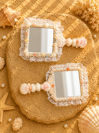 Carré Pearl Tide Lace Hand Mirror